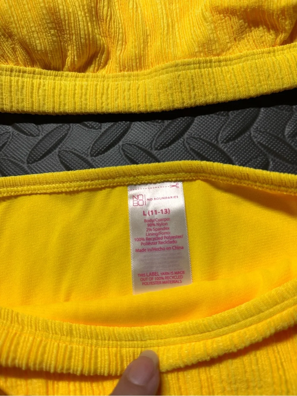 No Boundaries Yellow Textured Daisy Strap Bikini Set Girls Size L (11-13)